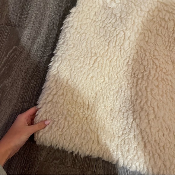 REVOLVE X EAVES Helena Coat - Picture 13 of 13